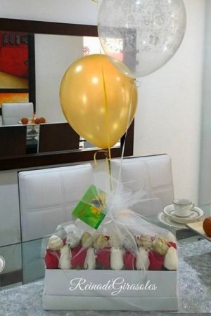 Nuevo Diseño Rosas 42 - 24 ROSAS Y 10 FRESAS