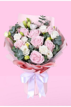 Bouquet de Rosas Rosadas Y Blancas x 12 Redondo