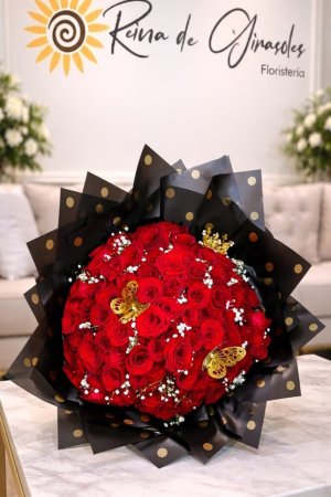 BOUQUET CON 100 ROSAS ROJAS